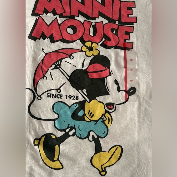 Disney Minnie Mouse Tee NWT - Picture 3 of 4